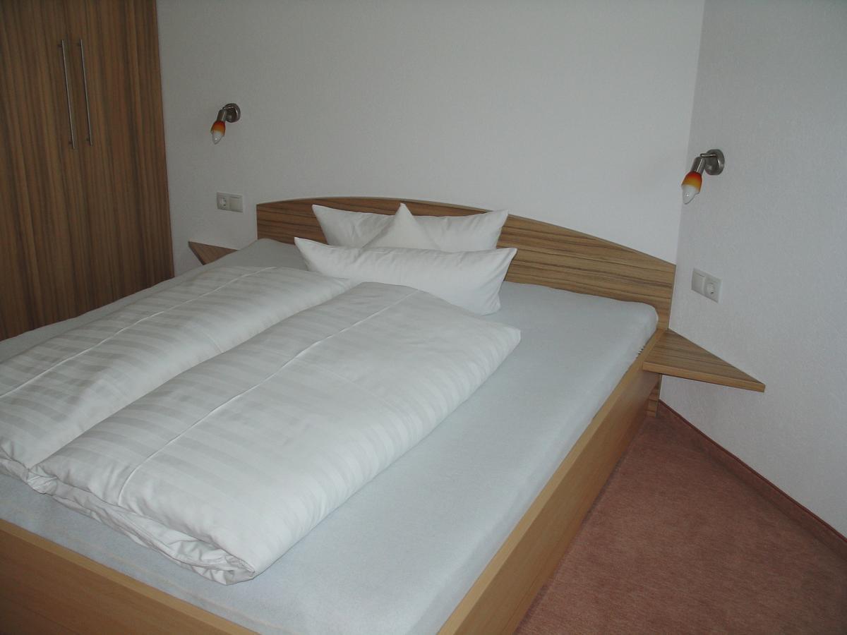 Pension Waldesruh Tarrenz Exterior foto