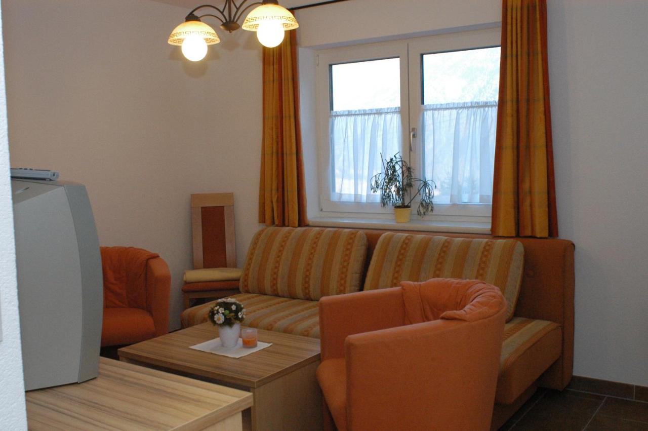 Pension Waldesruh Tarrenz Exterior foto